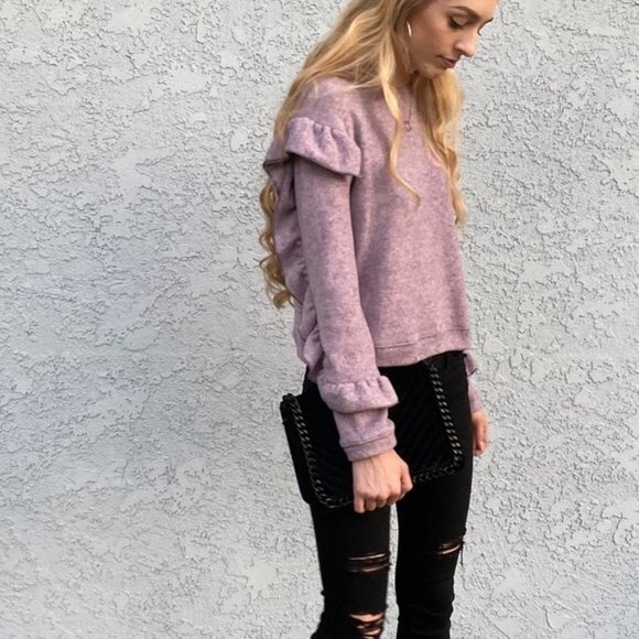 NWT Leyden | Ruffle-Sleeve Sweatshirt - Medium - Picture 3 of 3